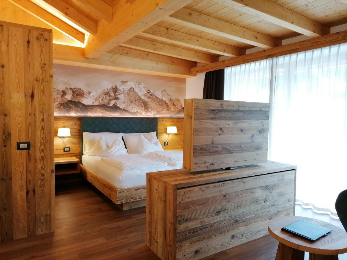 Dolomites B&B - Suites, Apartments And Spa เตเซโร ภายนอก รูปภาพ