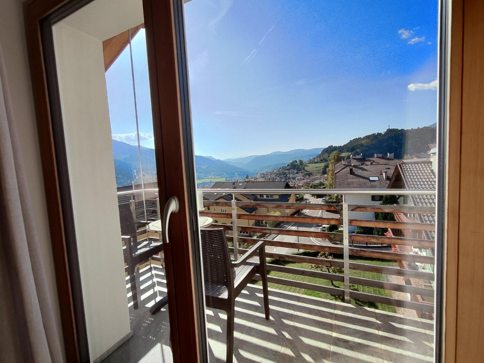 Dolomites B&B - Suites, Apartments And Spa เตเซโร ภายนอก รูปภาพ