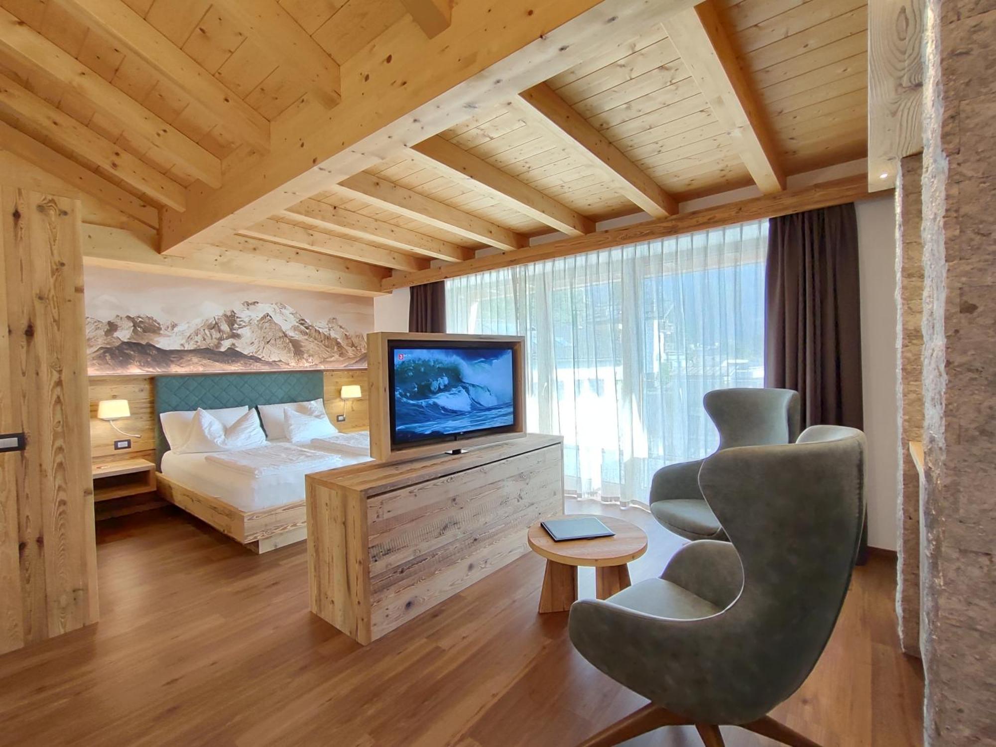 Dolomites B&B - Suites, Apartments And Spa เตเซโร ภายนอก รูปภาพ
