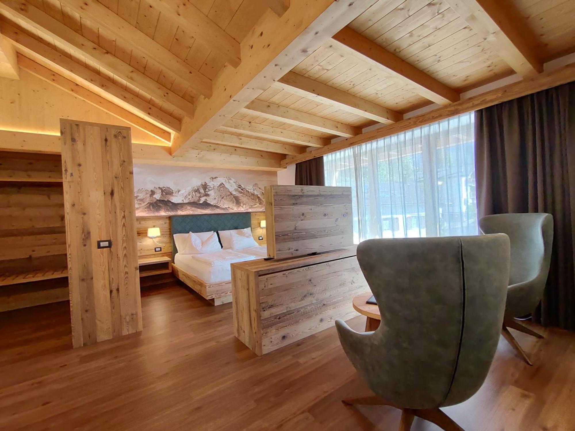 Dolomites B&B - Suites, Apartments And Spa เตเซโร ภายนอก รูปภาพ