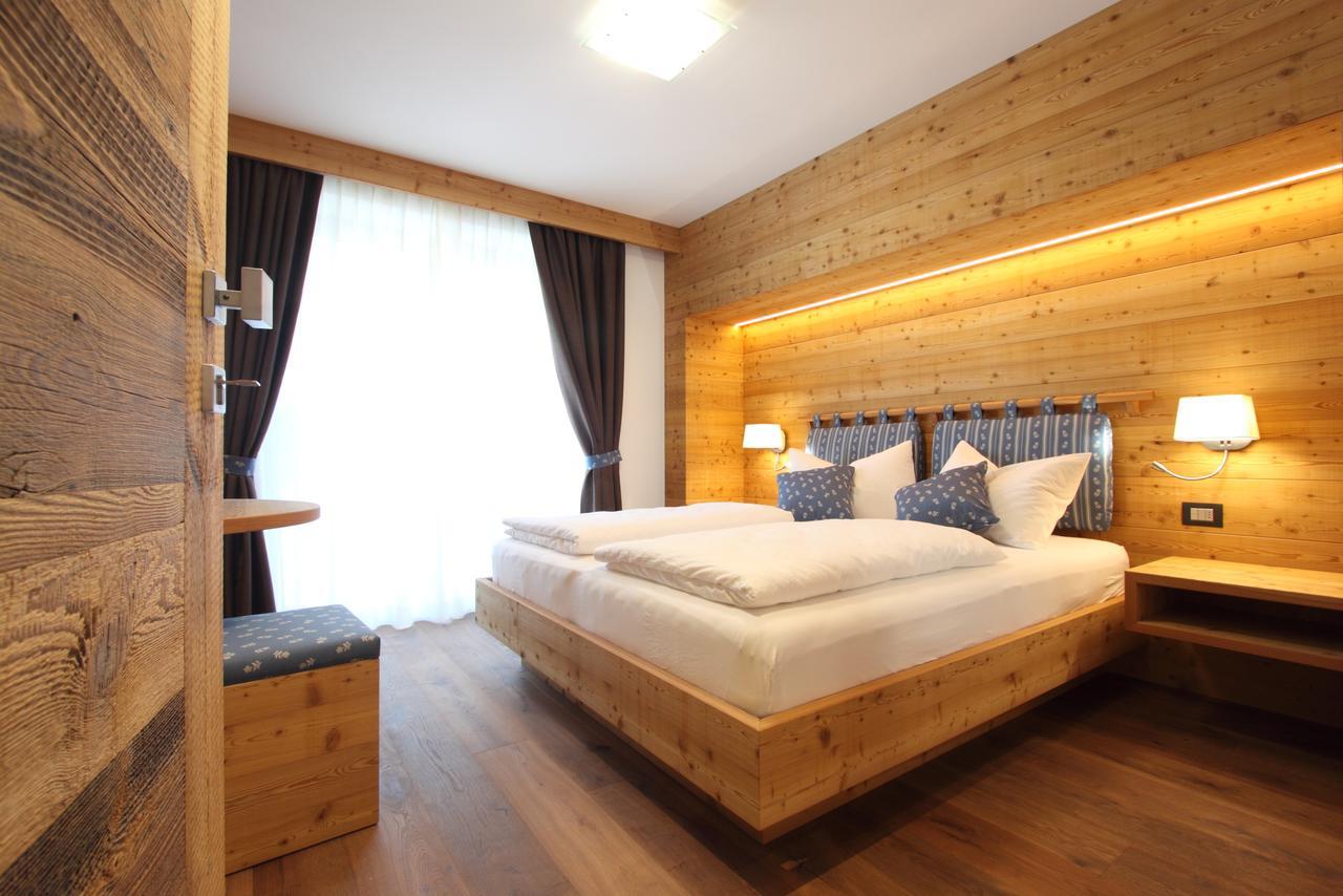 Dolomites B&B - Suites, Apartments And Spa เตเซโร ภายนอก รูปภาพ